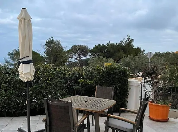 Ksenija 3 מאלי לוסיניי